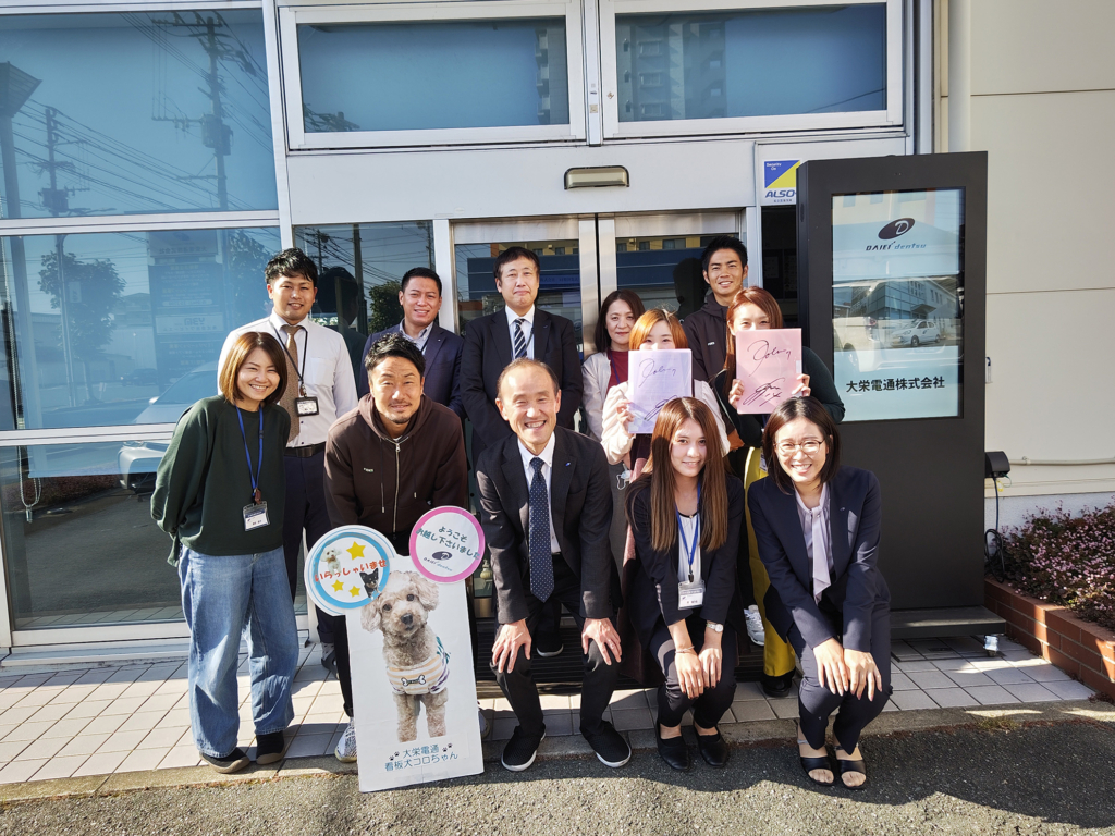 サガン鳥栖の選手2名が表敬訪問に来られました